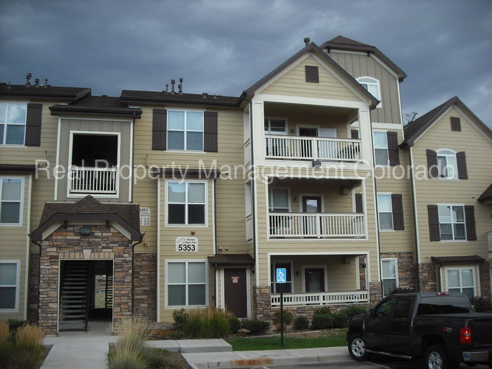 5353 Palomino Ranch Pt-Unit -303 in Colorado Springs, CO - Building Photo