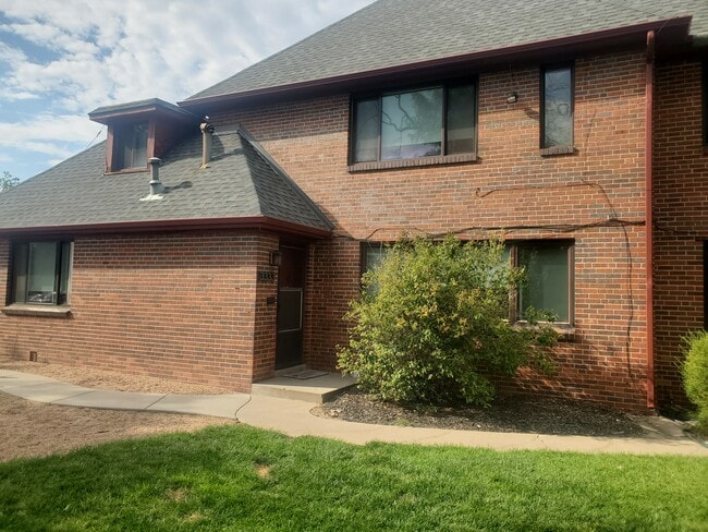 property at 3333 N Harrison St