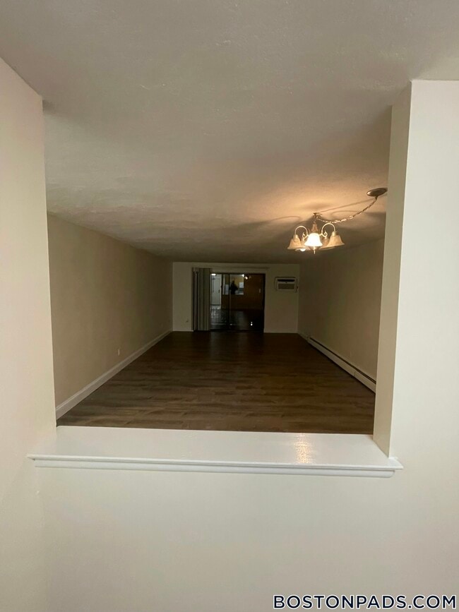 245 Main St, Unit 46 in Watertown, MA - Foto de edificio - Building Photo