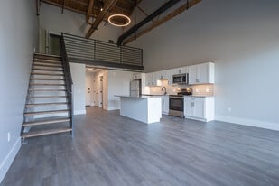 Lofts at Ironworks in Kalamazoo, MI - Building Photo