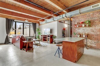 950 Dorchester Ave in Boston, MA - Building Photo - Building Photo