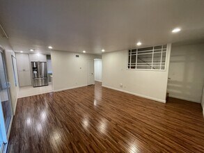 3782 Dove St in San Diego, CA - Building Photo - Building Photo