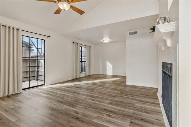 352 W Harwood Rd in Hurst, TX - Building Photo - Building Photo