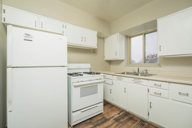 The Huntington in Fort Wayne, IN - Building Photo - Interior Photo