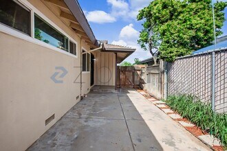 2306 Ramon Dr in Sacramento, CA - Building Photo - Building Photo