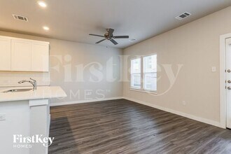 18314 W Centro Cir in Shenandoah, TX - Building Photo - Building Photo