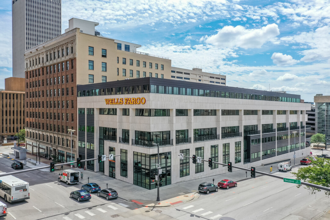 The Bank in Omaha, NE - Foto de edificio