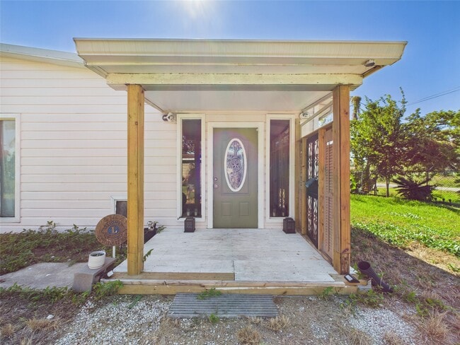 property at 713 6th St