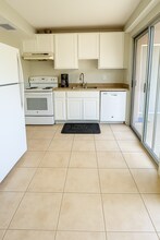 4904 Maytime Ln, Unit 4904 in Culver City, CA - Building Photo - Building Photo
