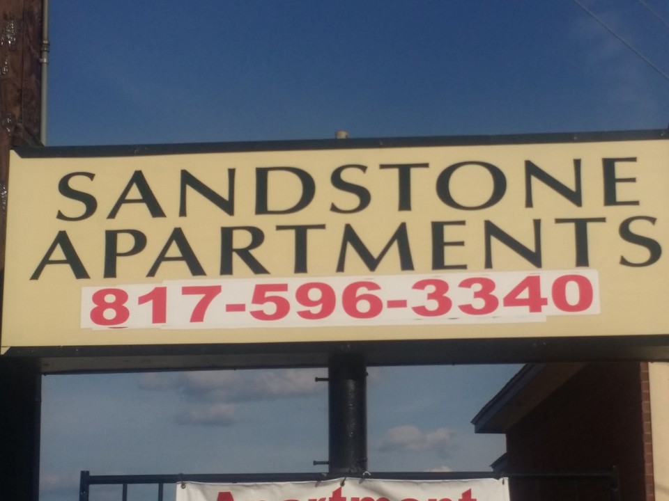 Sandstone Apartments in Weatherford, TX - Building Photo