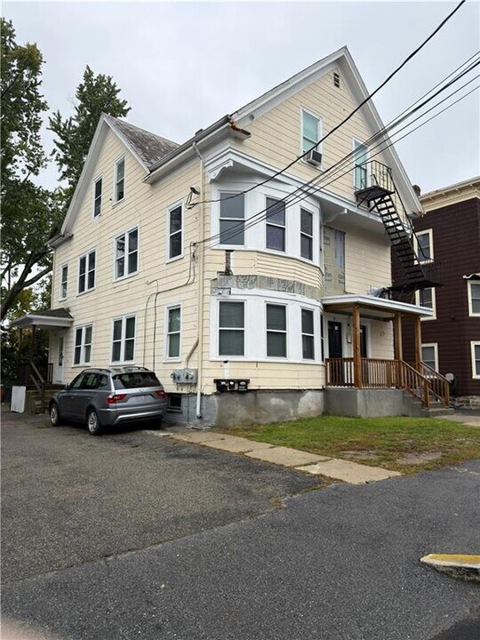 38 Rebekah St in Woonsocket, RI - Building Photo