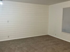 1525 N Patton Street in Springfield, IL - Building Photo - Building Photo