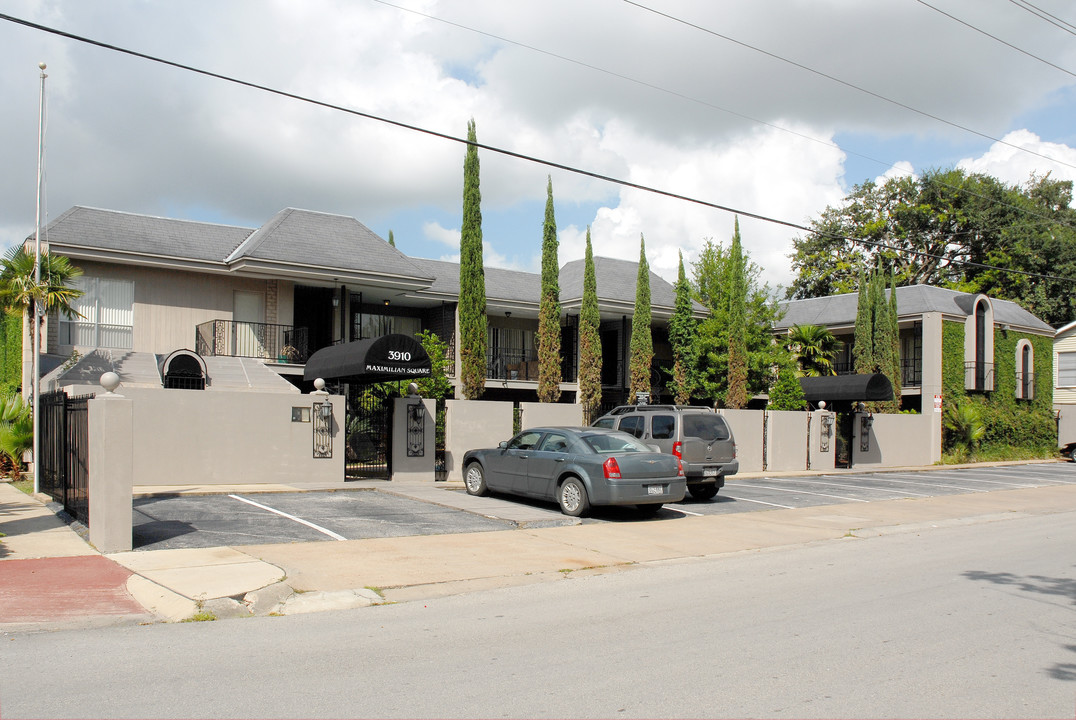 3910 McDuffie in Houston, TX - Foto de edificio