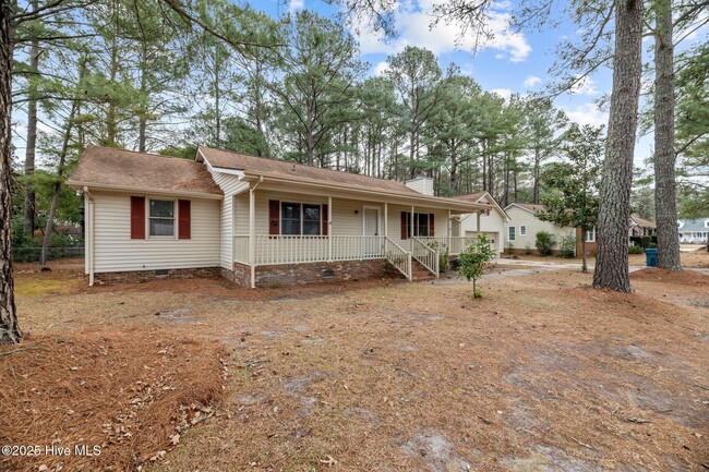 602 Plantation Dr in New Bern, NC - Building Photo - Building Photo