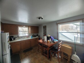 4939 N 54th St in Milwaukee, WI - Foto de edificio - Building Photo