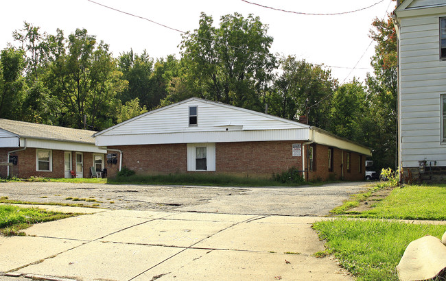 326-330 Furnace St in Elyria, OH - Foto de edificio - Building Photo