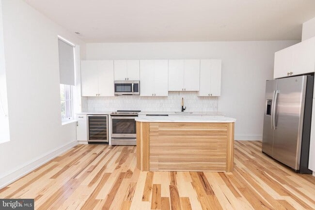 property at 1830 Pine St