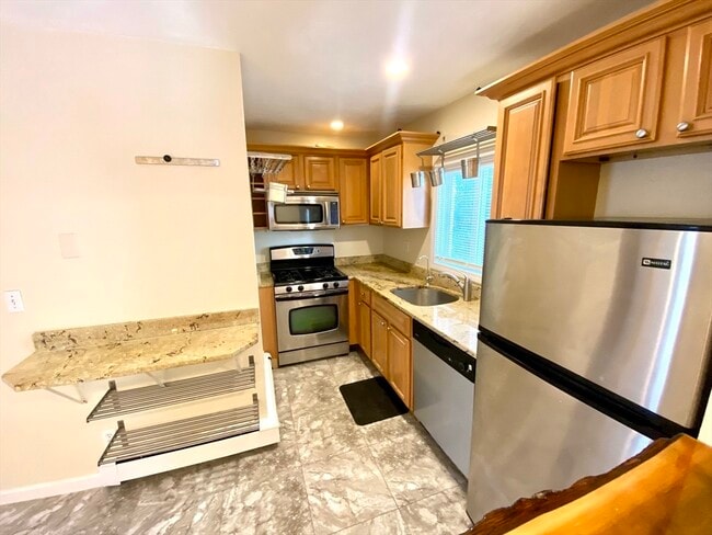 9 Arthur Terrace in Watertown, MA - Building Photo - Building Photo