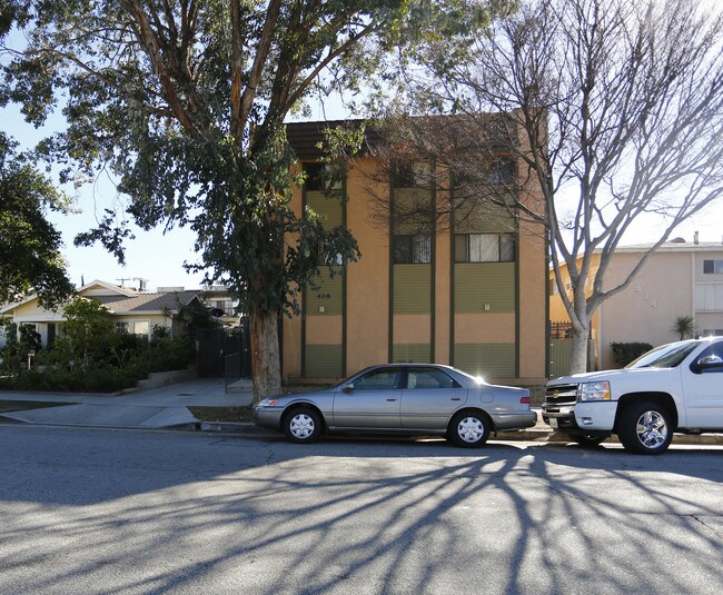 408 W Maple St in Glendale, CA - Foto de edificio - Building Photo