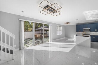 15580 SW 49th Ct in Miramar, FL - Building Photo - Building Photo