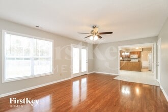 1013 Havenridge Dr in High Point, NC - Foto de edificio - Building Photo