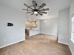4265 N Reed Ln in Garden City, ID - Foto de edificio - Building Photo