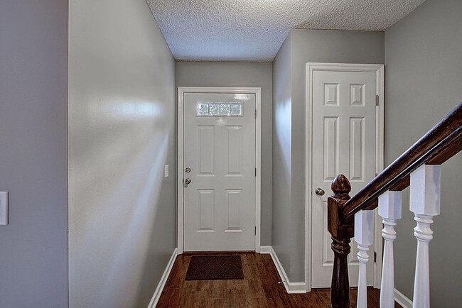 200 Arrowhead Dr in Johnson City, TN - Building Photo - Building Photo