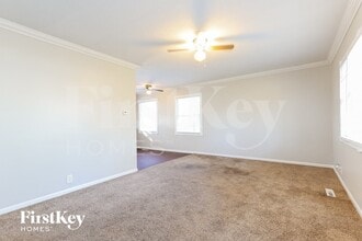203 Caddy Ave in Carpentersville, IL - Building Photo - Building Photo