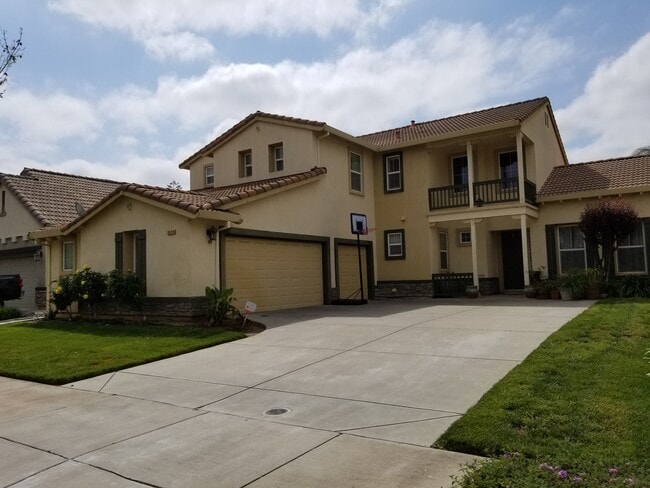 property at 3570 Wild Oak Dr
