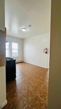 333 E 22nd St, Unit 3 in Paterson, NJ - Foto de edificio - Building Photo