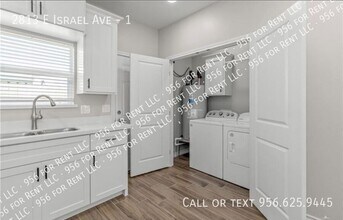 2813 E Israel Ave in Alton, TX - Building Photo - Building Photo