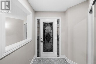 60 Cranberry Crescent in Brampton, ON - Building Photo - Building Photo