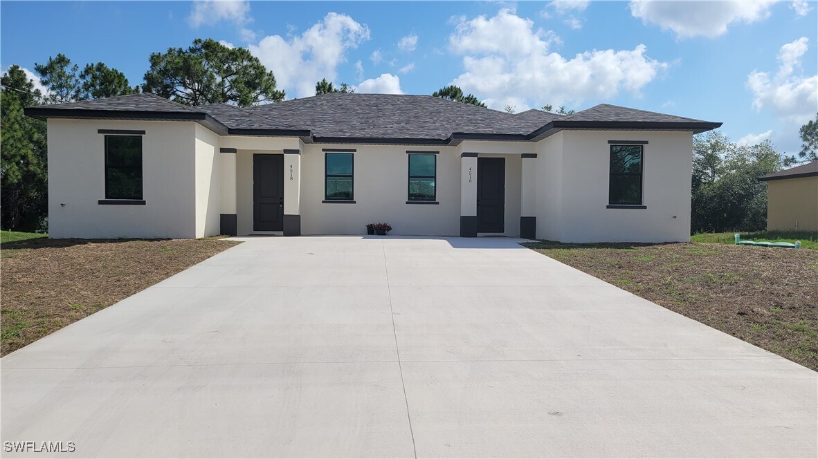 4400 Golfview Blvd in Lehigh Acres, FL - Building Photo