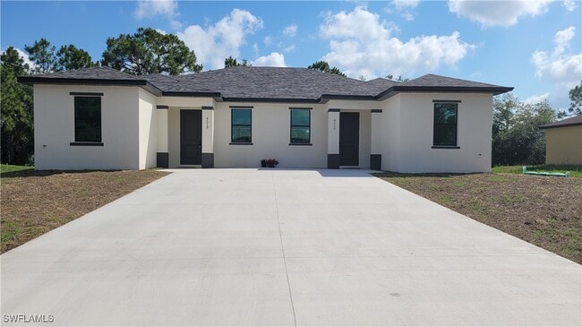 property at 4400 Golfview Blvd