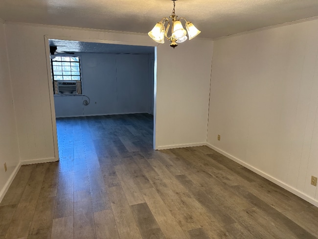 1220 Graham St in Paris, TX - Foto de edificio - Building Photo