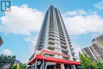 88-1988 Sheppard Ave E in Toronto, ON - Building Photo - Building Photo