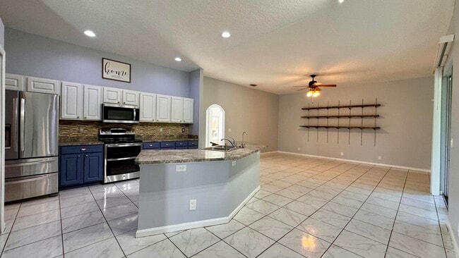 17630 38th Rd N in The Acreage, FL - Building Photo - Building Photo