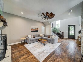 200 Cove Dr in Shady Shores, TX - Building Photo