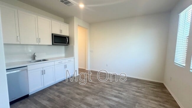 property at 26314 Gentry Ave