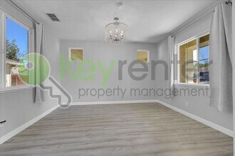 1740 Allenwood Cir in Lincoln, CA - Building Photo - Building Photo