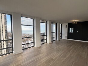 1660 N La Salle Dr in Chicago, IL - Building Photo - Building Photo