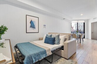 398 NE 5th St, Unit SI ID1372287P in Miami, FL - Building Photo - Building Photo