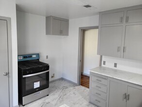 4203 Preston Dr in Wichita Falls, TX - Foto de edificio - Building Photo