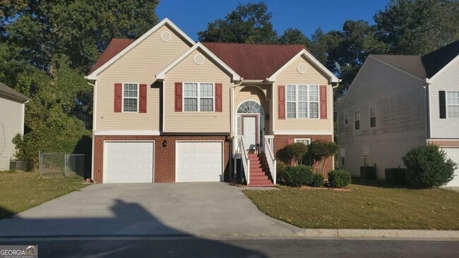 property at 5450 Twin Lakes Dr