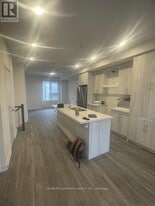 49 Peace Ln in Richmond Hill, ON - Building Photo