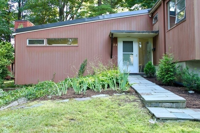 36 Harmony Hill in Dedham, MA - Building Photo - Building Photo