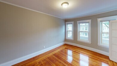 21 Pennsylvania Ave, Unit 23 in Somerville, MA - Building Photo - Building Photo