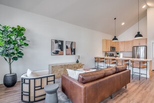 The Emree in West Bend, WI - Building Photo