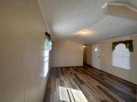 1255 Liberty St in Vidor, TX - Building Photo