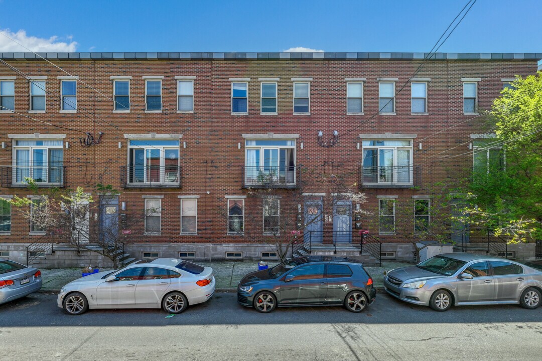 1904 Poplar St in Philadelphia, PA - Building Photo